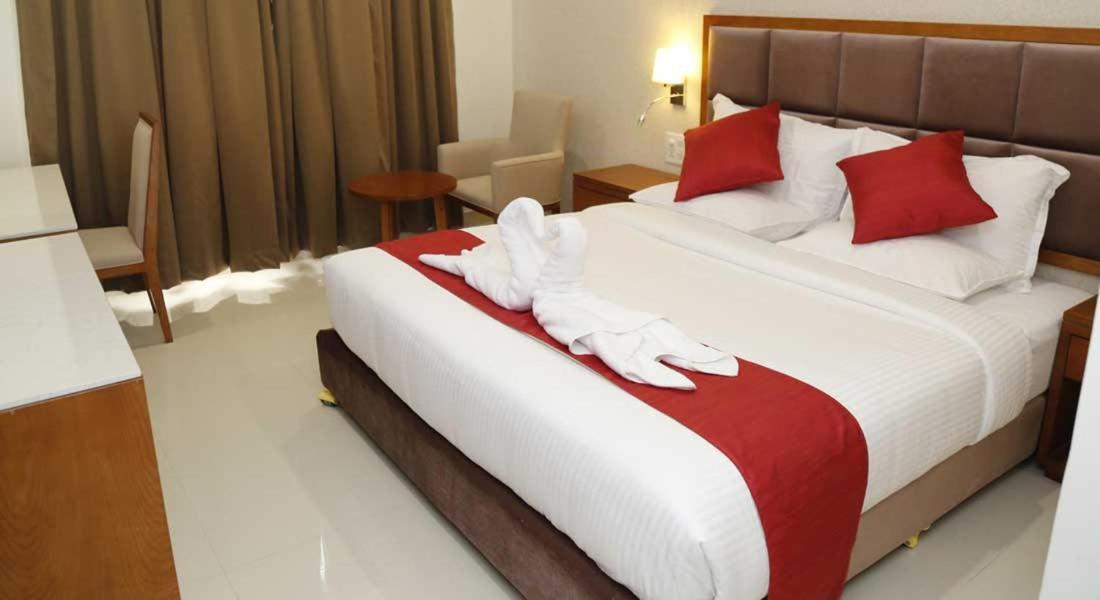 Nakshatra Palace Hotel Kanyakumari Exterior photo